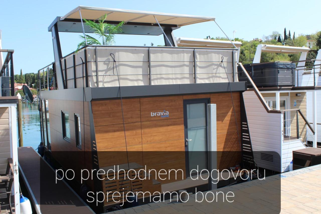 Floating House Bravia 호텔 포르토로즈 외부 사진